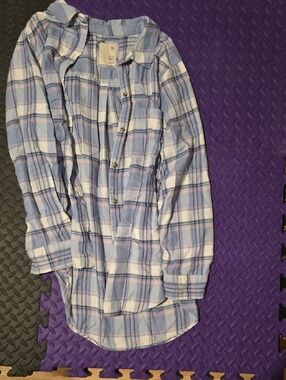 Light Blue & White Plaid Button-Up Shirt (Girls)